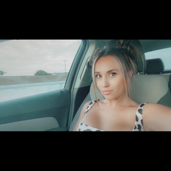 Meet your Posher, Randi - Picture 5 of 5